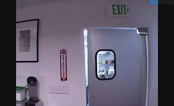 Eager Mouth at Work on Cock in Doggy Style