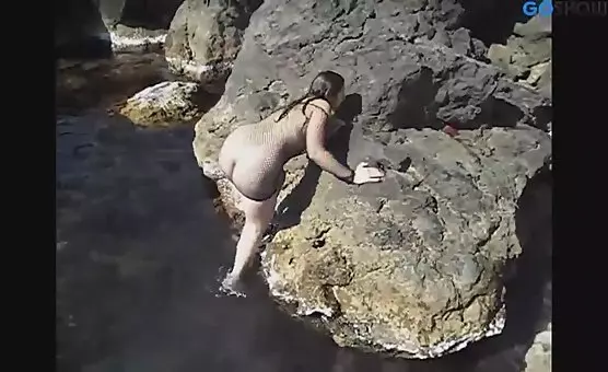 Oceanview Dildo Action Amateur Pussy Fucked Anal Delights
