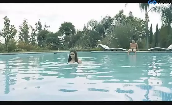 Wet Wild Brunette MILF Fingering Poolside